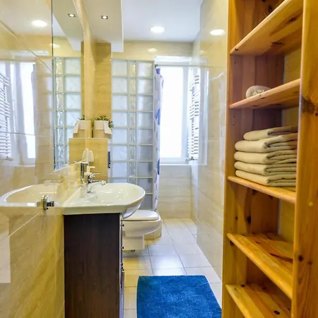 Apartament Deluxe * Σόποτ